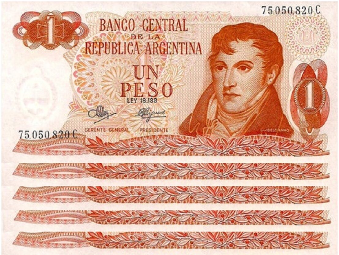 1 песо в долларах. Аргентина 1 песо банкнота. 1 Песо 1973 год. Аргентина 10 песо 1973 года. Аргентина банкнота 1869 100 песо.